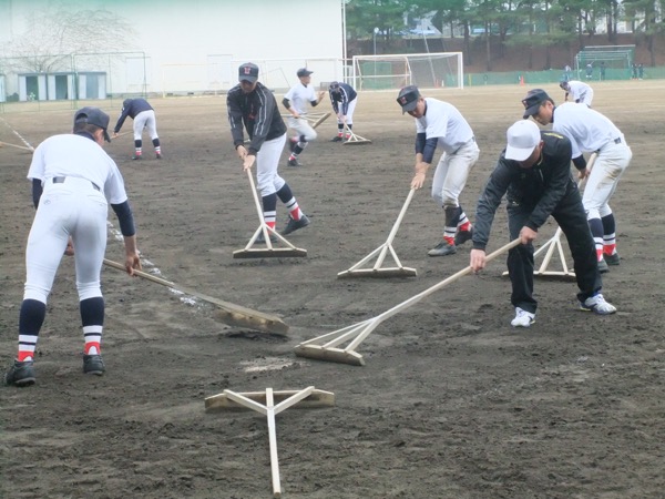 震災時に表れた本当の姿 野球部監督が背中で伝える 教育