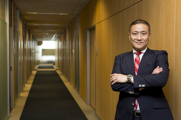 インテリジェンス　社長　峯尾太郎 1994年、インテリジェンスに入社。関連会社の責任者を歴任し、2010年4月、常務執行役員となり、キャリアディビジョン管掌。2015年4月、取締役兼常務執行役員に就任。2016年4月より現職。
