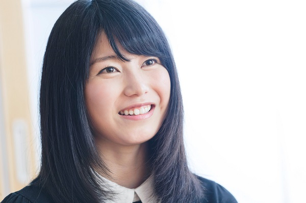 小林史明 横山由依 政治家もakb48も 人間味 が重要だ