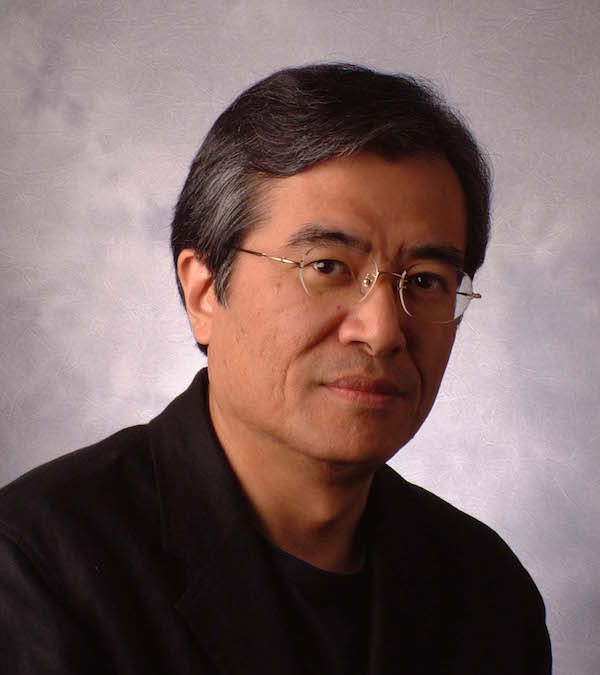 坂村健（さかむら・けん） 東京大学大学院情報学環教授。 1951年東京生まれ。専攻はコンピュータ・アーキテクチャ。1984年から「TRON」プロジェクトのリーダーとして、オープンなコンピュータ体系を構築して世界の注目を集める。TRONは携帯電話やデジタルカメラ、自動車のエンジン制御など幅広く使われている。現在、IoT社会実現のための研究を推進している。 2002年1月よりYRPユビキタス・ネットワーキング研究所長を兼任。2015年　ITU(国際電気通信連合)創設150周年を記念して、情報通信のイノベーション、促進、発展を通じて、世界中の人々の生活向上に多大な功績のあった世界の6人の中の一人として選ばれる