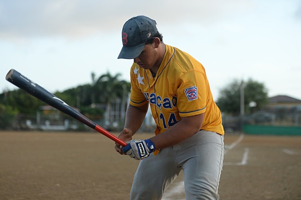 侍jのwbc最初の山場 強敵オランダを支える 謎の島