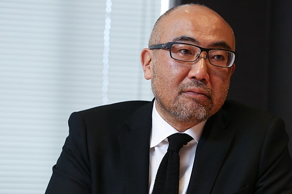 自称プロフェッショナル にモノ申す