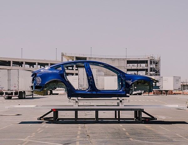 テスラ】自動車業界の常識を覆せ。イーロン・マスクの挑戦