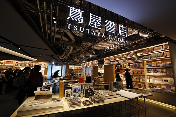 実録 アマゾンに侵食される Tsutaya 成功と挫折の物語