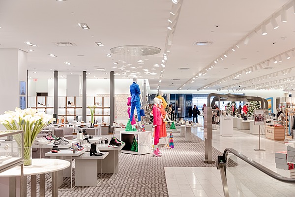 衝撃 生き残れるのはごくわずか 百貨店大量破綻の足音