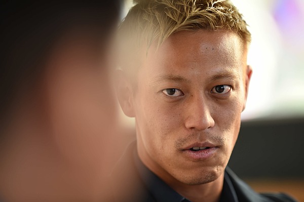 直撃 本田圭佑の投資論 僕は起業家の生命力を見る