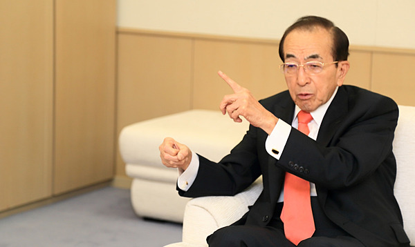 ダイキン会長 不透明な時代こそ 年上の部下 を大切にせよ