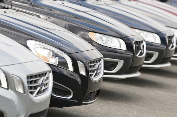 急成長する中国の中古車市場 メーカーとベンチャーが殺到