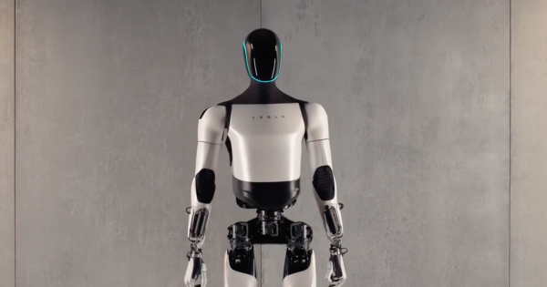 第2世代発表！テスラが開発する人型ロボット「Tesla Bot」オプティマスとは？