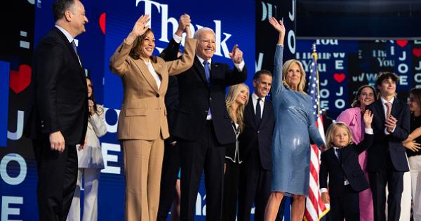 中学英語で知るアメリカ民主党大会の開幕──アメリカ大統領選を語るフレーズ